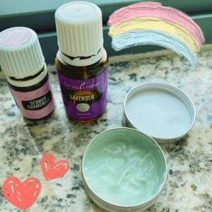 好在有youngliving～止癢乳液 (中國市場)